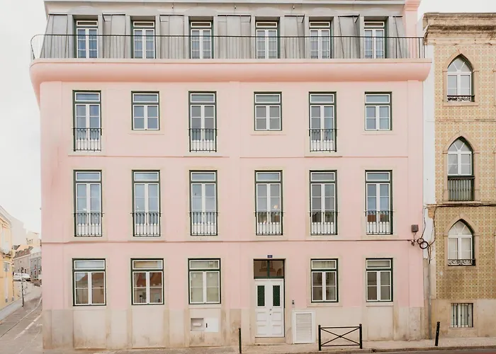 Mary Pink - No 3a - Glowing Two-bedroom * Lissabon